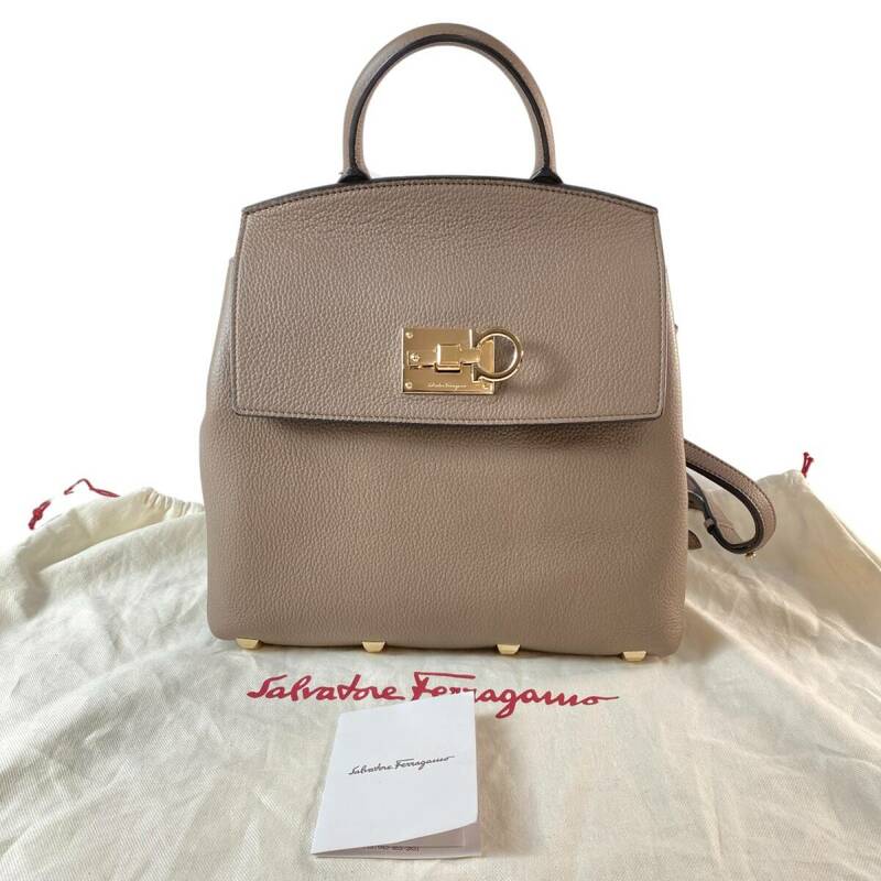 現行モデル 美品 サルヴァトーレフェラガモ Ferragamo レディース リュック スタジオ 2way