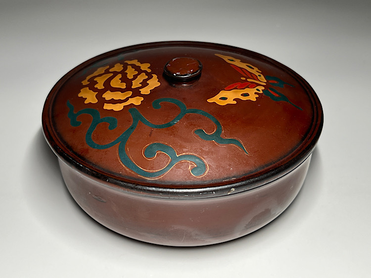 【瑞】木製漆器　蝶紋　蓋付　菓子鉢