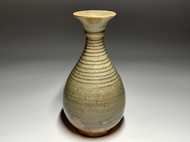 【瑞】陶器　小型　花瓶　小壺　高：１６．４ｃｍ