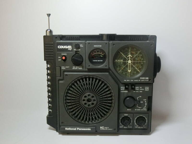 【№9130-2F6006】中古: Panasonic ナショナル パナソニック 松下電器産業 RF-877 クーガNo.7 BCLラジオ 3バンドレシーバー FM MW SW