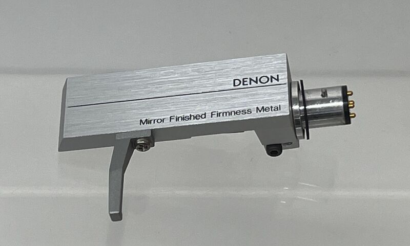 オーディオパーツ / ジャンク扱い / DENON ヘッドシェル Mirror Finished Firmness Metal / ターンテーブル レコードプレーヤー【Z005】