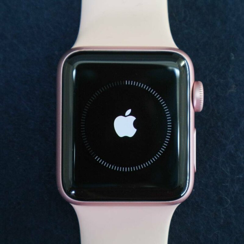 動作品 Apple Watch series2 38mm アップルウォッチ ローズゴールドアルミニウムケース ピンクサンドスポーツバンド◆837f01