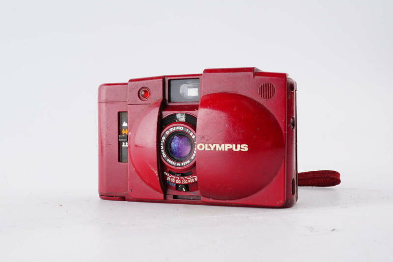 (C96) OLYMPUS　オリンパス　XA 2　レッド/赤　 A11　コンパクトフィルムカメラ