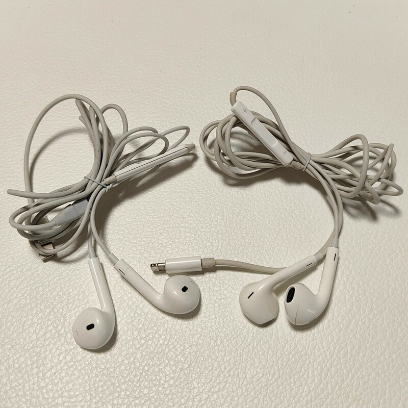 即決 Apple純正 EarPods Lightning イヤホン 2個セット