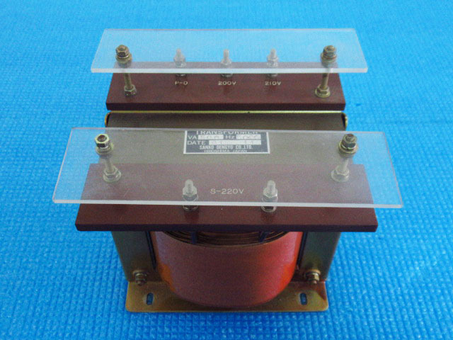SANKO DENGYO 三光電業 TRANSFORMER VA500 変圧器 50/60Hz 管理24D0526F