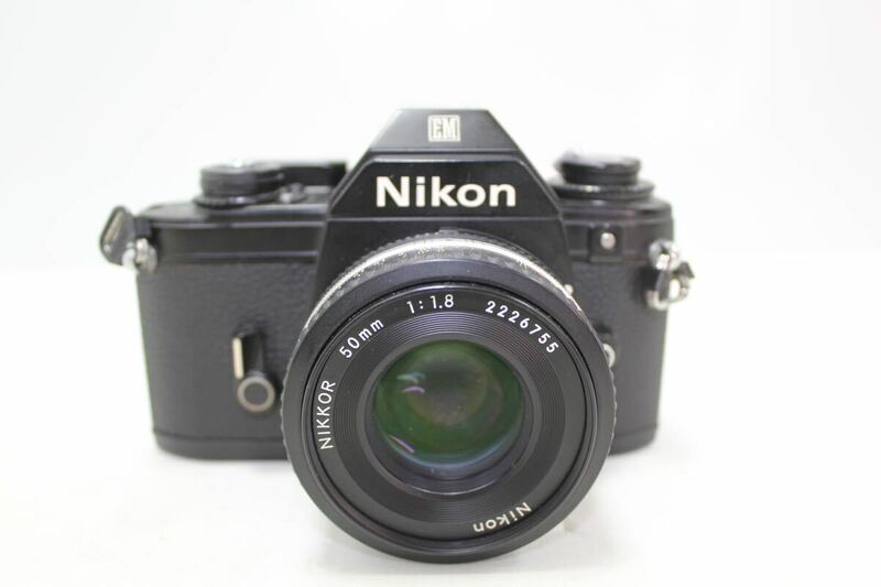 ☆ Nikon ニコン EM レンズ付き 50mm フィルムカメラ カメラ レンズ ボディ 