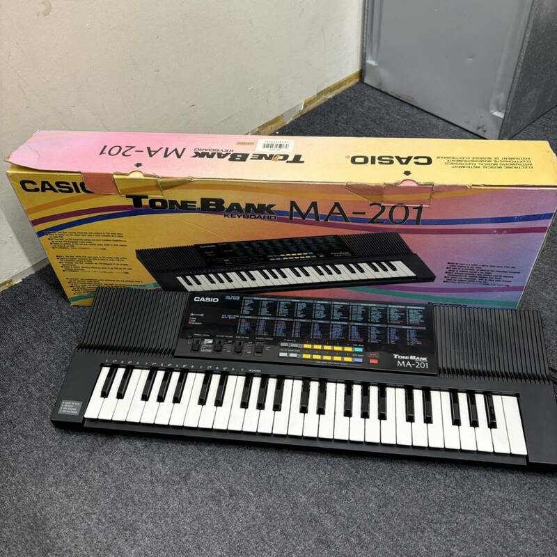 【C-24895】CASIO TONEBANK electronic keyboard ブラック MA-201 電子ピアノ キーボード 箱付き 使用感あり 通電動作確認済 付属品付き
