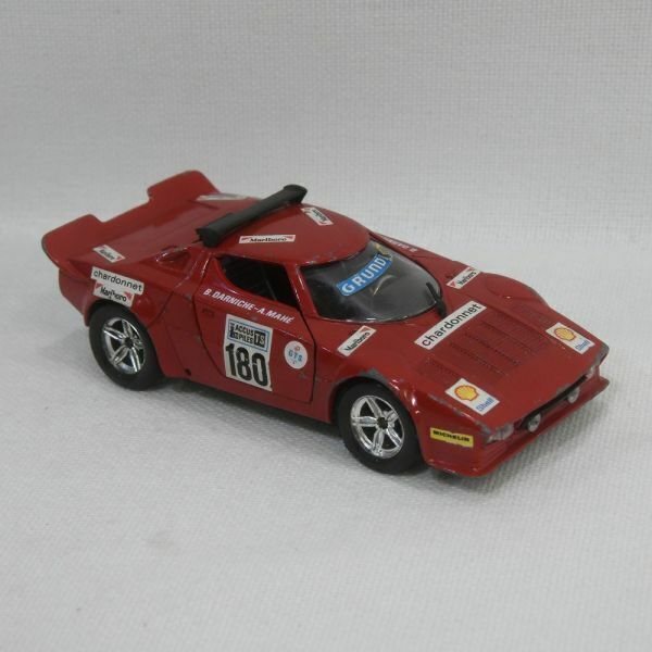 ☆01795 【中古】 ポリスティル ランチア ストラトス STRATOS ラリー仕様 イタリア製 1／25 （本体のみ、破損有り）