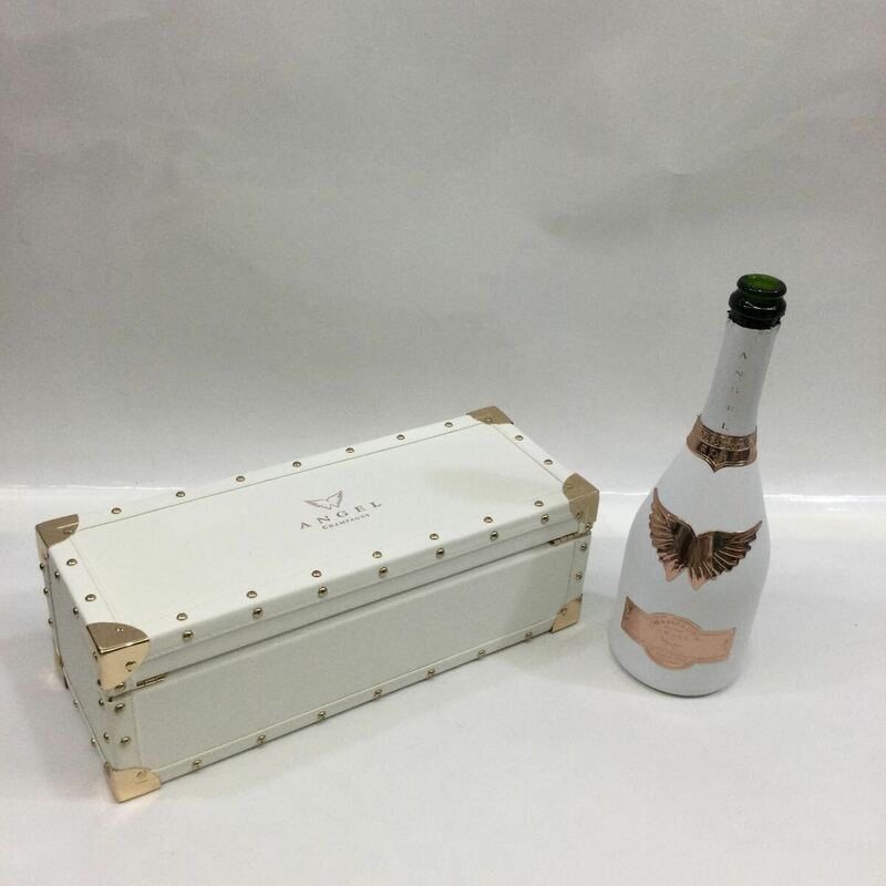 宝【同梱可】1スタ　美品　ANGEL CHAMPAGNE エンジェル シャンパン 空き瓶箱セット　ホワイト