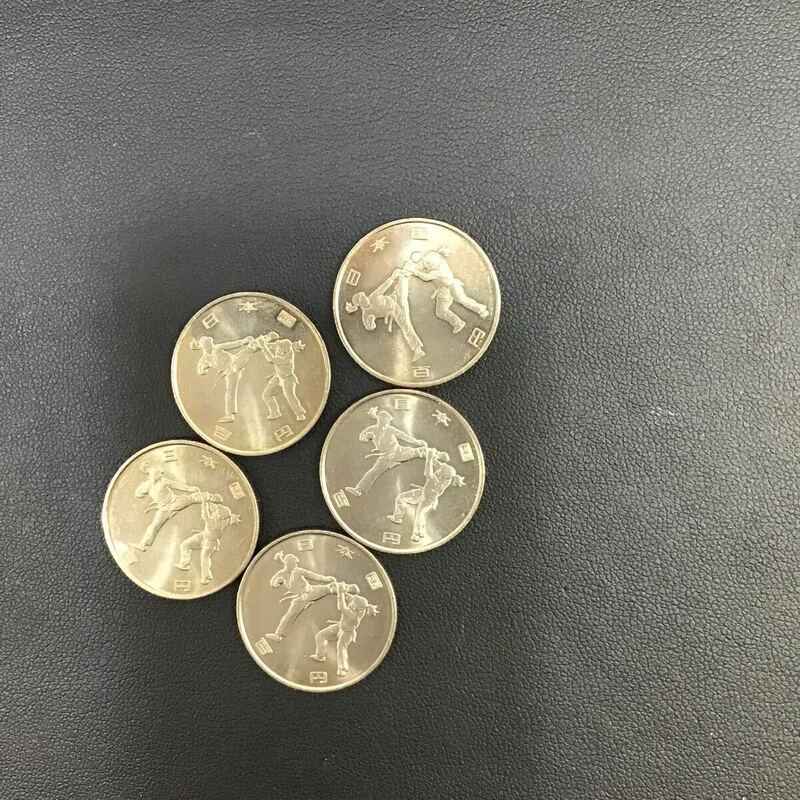 （宝）【同梱可】記念硬貨 2020東京オリンピックパラオリンピック　空手　競技大会記念コイン　100円5枚セット　