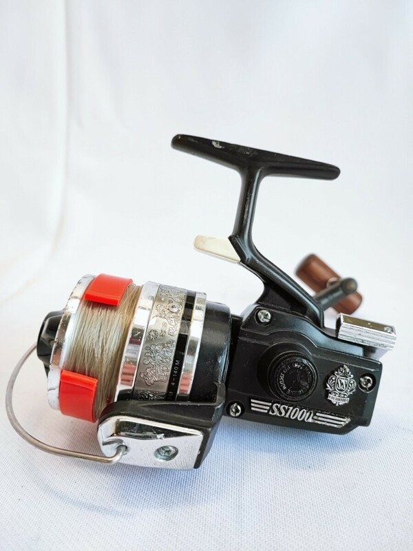 DAIWA SS1000 リール オールド 当時物 コレクション ビンテージ ヴィンテージ 釣具 釣 フィッシング ダイワ 古 レトロ(051015)