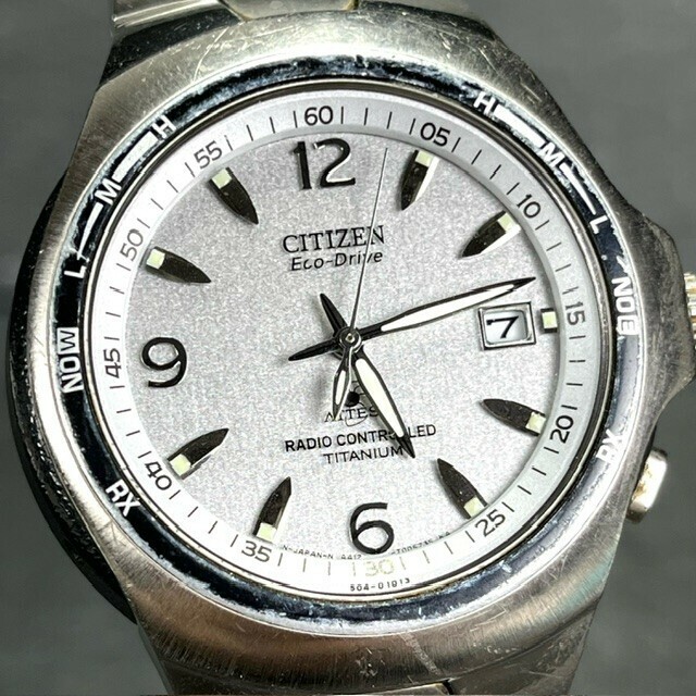 美品 CITIZEN ATTESA シチズン アテッサ エコドライブ A412-T003265Y ソーラー電波 腕時計 チタン ホワイト アナログ カレンダー