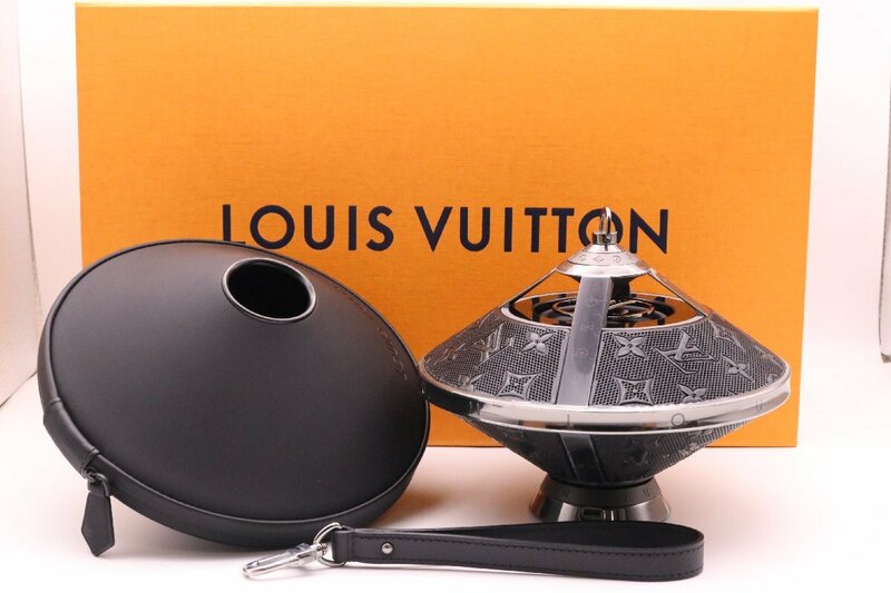 【美品】LOUIS VUITTON ルイヴィトン ホライゾン ライト・アップ スピーカー QAC000 Bluetooth オーディオ ストラップ 充電器 揃い