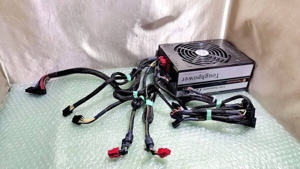 W48 Thermaltake 1200W PUC1200V PC用 電源BOX 電源ユニット