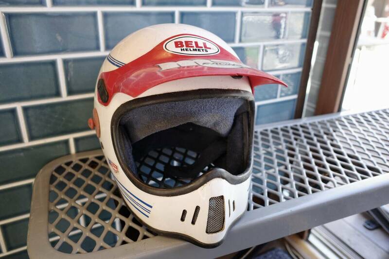 ビンテージ　８０s BELL TNT オリジナル　ヘルメット　アメリカ　USA トラッカー　レーシング　bell moto