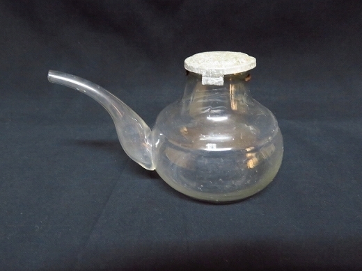 大正時代　古ガラス　蜂印製造 水差し　吸い口　薬瓶　家財整理品　