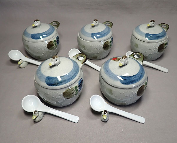 未使用【雅 まるほんとーき かるがも バラエティセット 5客揃】茶碗蒸し 小鉢 シュガーポット 蓋物 和食器 陶器製 日本製 ギフト