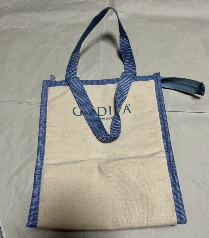 GODIVA 保冷バッグ