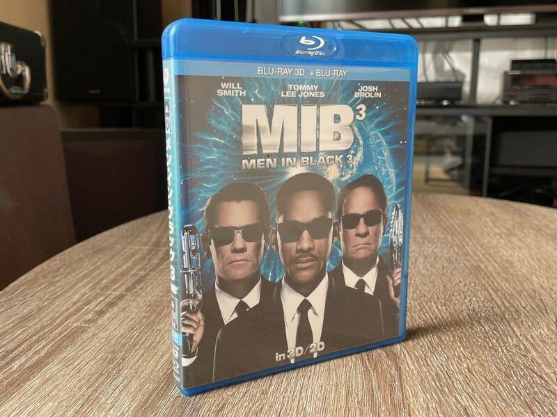 再生良好! Blu-ray 3D & 2D【 MIB３ MEN IN BLACK 3 】 国内版 メン・イン・ブラック３ 角川書店 ウイル・スミス トミー・リー・ジョーンズ
