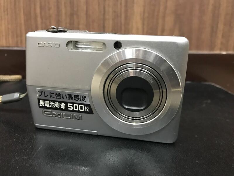 CASIO カシオ EXILIM EX-Z500 6.2-18.6mm コンパクトデジタルカメラ バッテリー付属