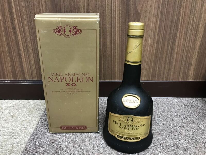 未開栓古酒 VIEIL ARMAGNAC NAPOLEON XO ヴィエイユアルマニャック ナポレオン 70cl(700ml 40%)