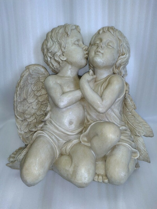 K236 天使のカップル像 ガーデンキス 天使の彫刻樹脂 インテリア ディスプレイ