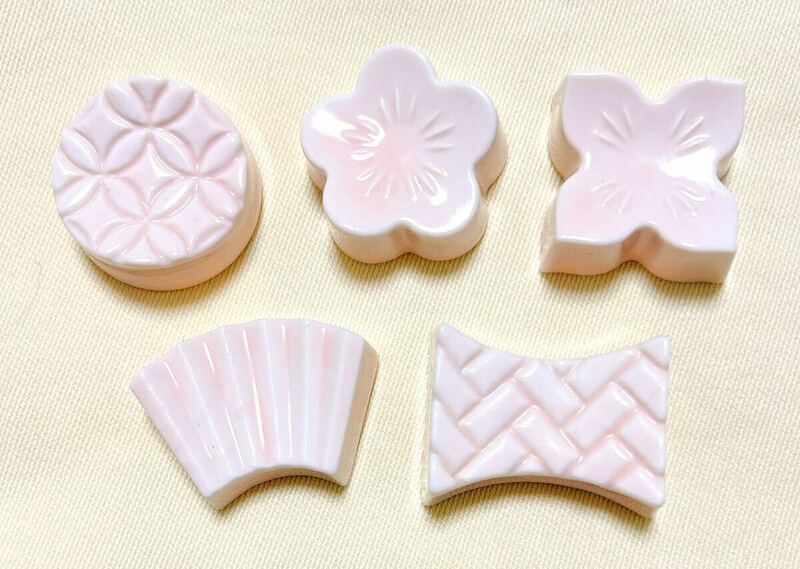 和食器　陶製　KEYUCA ケユカ　彩落雁　桜色箸置き 5個セット