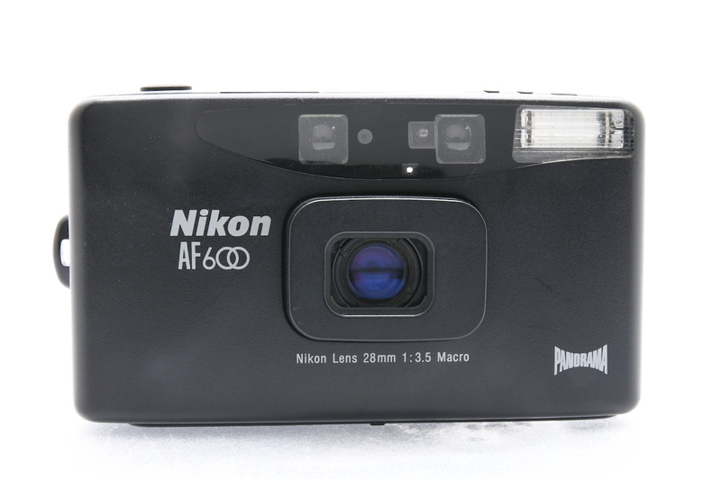 Nikon AF600 / 28mm F3.5 Macro ニコン AFコンパクトカメラ フィルムカメラ ケース付