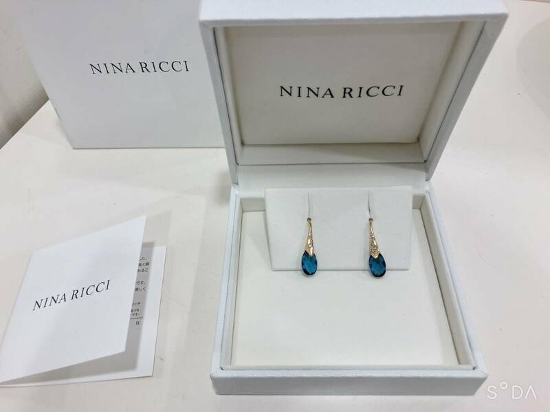 ◆NINA RICCI ニナリッチ ピアス K18　ブルートパーズ　ダイヤ ブルートパーズ、Diamond 0.08ct