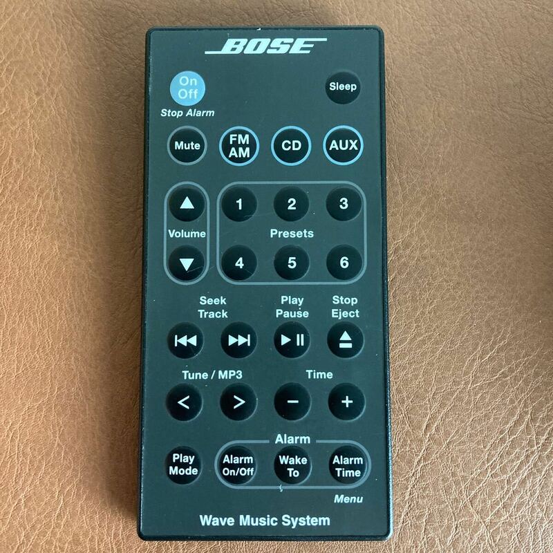 【送料無料】BOSE ボーズ Wave Music System リモコン 音響機器 オーディオ 黒