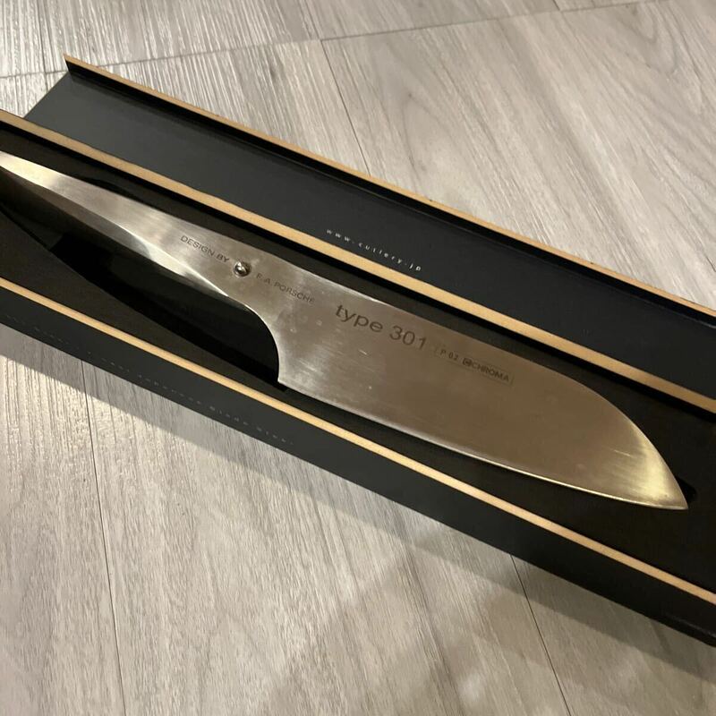Type301 Knife F.A.ポルシェデザイン ナイフ三徳包丁 、包丁、グローバル GLOBAL 化粧箱にて保存！