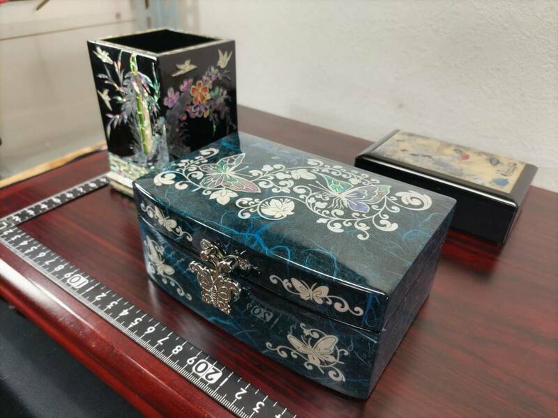 ■送料無料！■まとめて■螺鈿細工・宝石箱■ジュエリーＢＯＸ■ペンスタンド■名刺・カード入れ■韓国伝統工芸■３点セット！