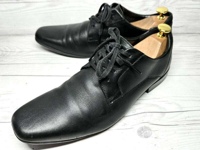 【即決】Clarks 26cm UK7.5 メンズ クラークス プレーントゥ スリッポン 靴 革靴 天然皮革 くつ ブラック 黒 ビジネス 軽量