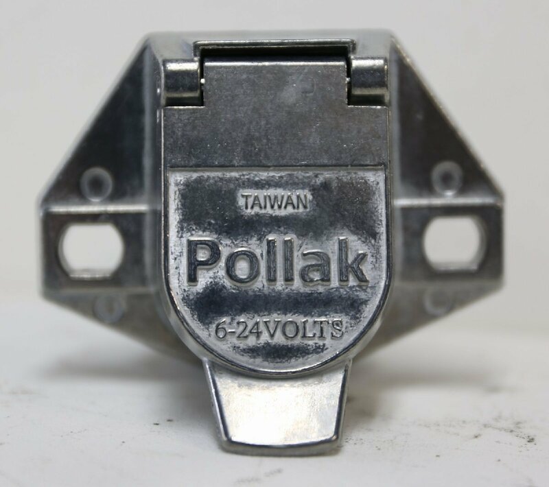 USA ポラック　Pollak　7丸ピン　アルミ　牽引車用配線コネクターフルキット・ソケット　車両側規格品（ロゴはMADE　IN　TAIWAN)