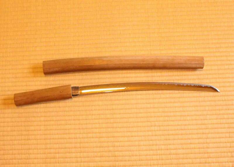 [j130]模造刀 日本刀　69cm 木刀　太刀　模擬刀　木製　鞘　柄 Japanese sword 時代劇　武士　侍　コスプレ