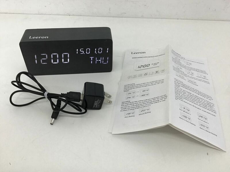 ●営KW893-60 【通電確認済み】 木製LED置き時計 / Leeron 時計 目覚まし時計 コンパクトサイズ