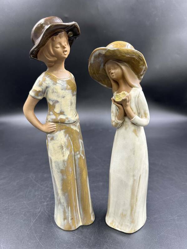 アンティーク 陶器 人形 ヨーロッパ製 フィギュリン 女性2体 置物 ビンテージ