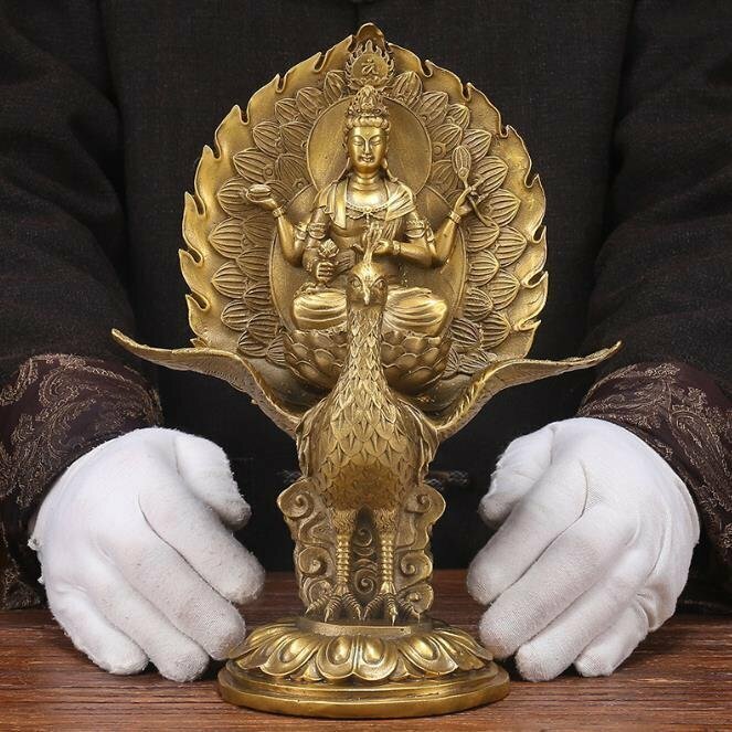強くお勧め★純銅 手作り 工芸品 置物を置く収蔵品 仏像 仏教 孔雀明王座像