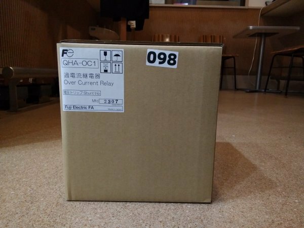 土日、当日出荷、引取り可能　要TEL（新品）富士電機　過電流継電器　QHA-OC1 　098