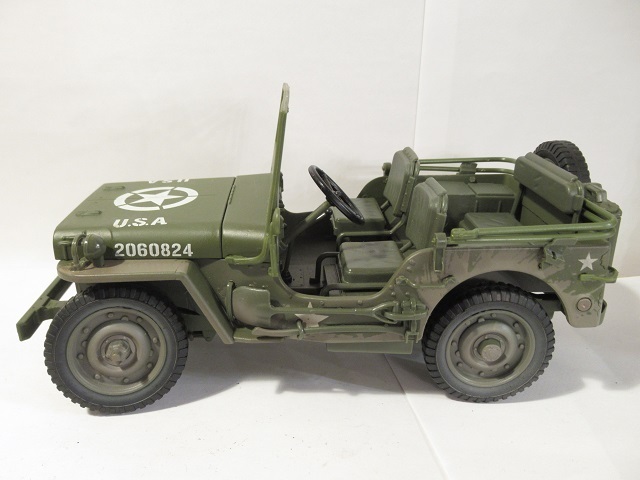 〓1/18 auto world WWII 1941 Willys MB Jeep オリーブ ウェザリング ジープ Army ミニカー アメ車 置物 ξ
