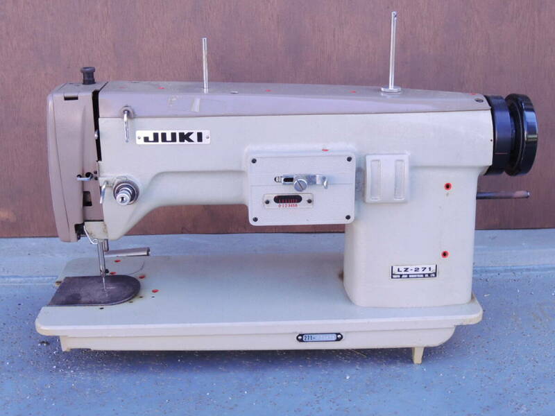 JUKI LZ-271 ジューキ 横振り刺繍ミシン 工業用ミシン ジャンクθ