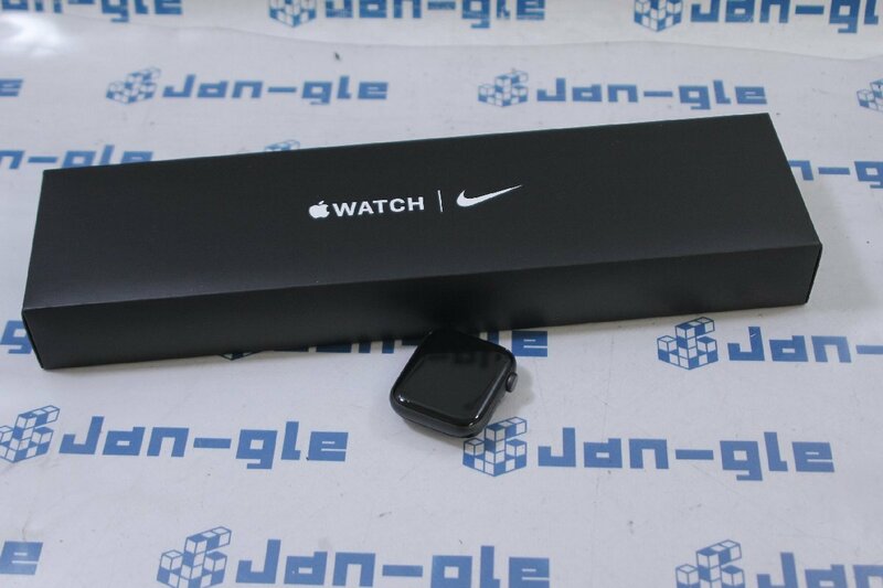 関西発送 Apple Apple Watch Nike SE 44mm 32GB GPSモデル MYYK2J/A 格安スタート！□ 話題のウェアラブル端末 J496070 Y
