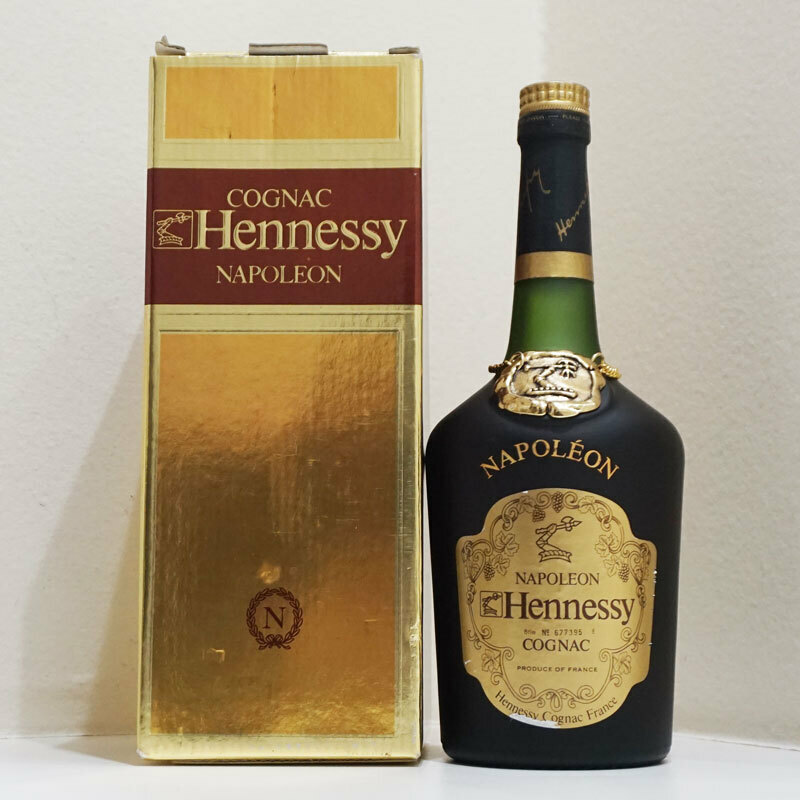 【未開栓】Hennessy NAPOLEON ヘネシー ナポレオン コニャック COGNAC 金キャップ ゴールドキャップ 古酒 送料無料！