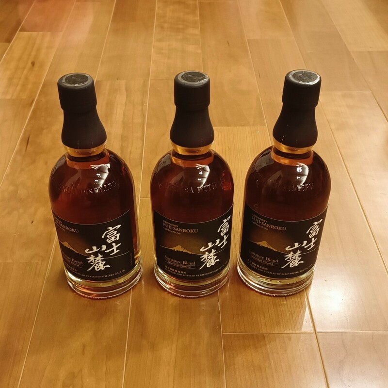 キリン 富士山麓 シグニチャーブレンド ウイスキー 700ml 3本セット キリンビール KIRIN