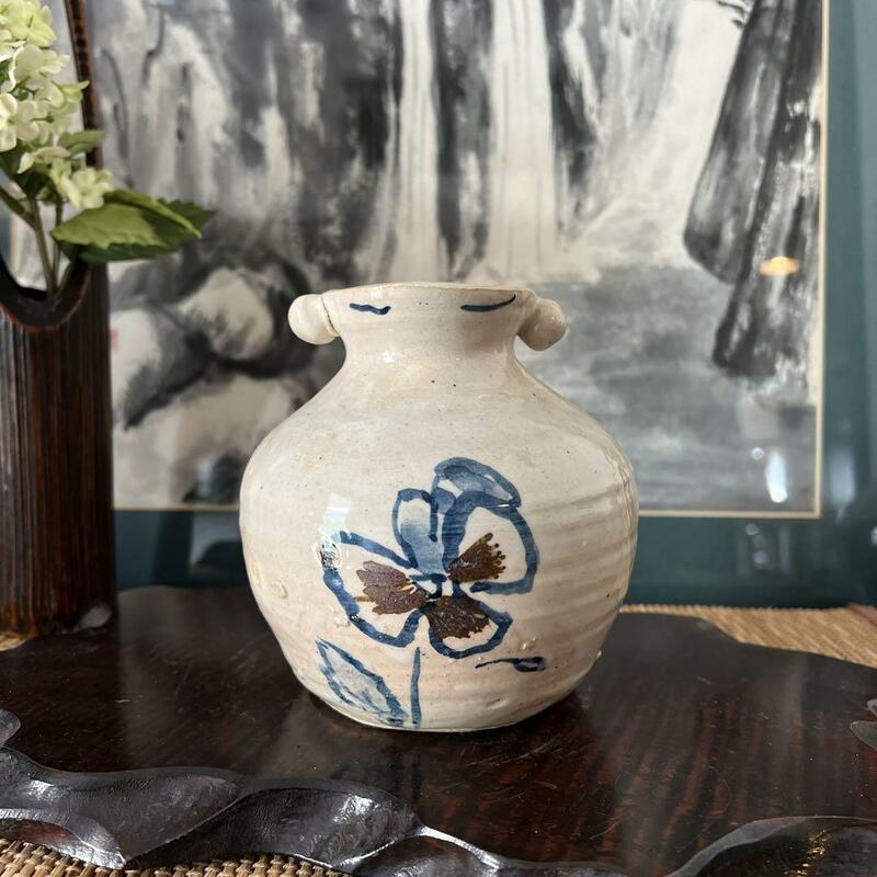 wasabi k166 陶器製 小壺 藍でシンプルに描くパンジー 花瓶・飾り壺 一輪挿し 陶器瓶 フラワーベース 和のインテリア 壺型花瓶 陶印あり 真