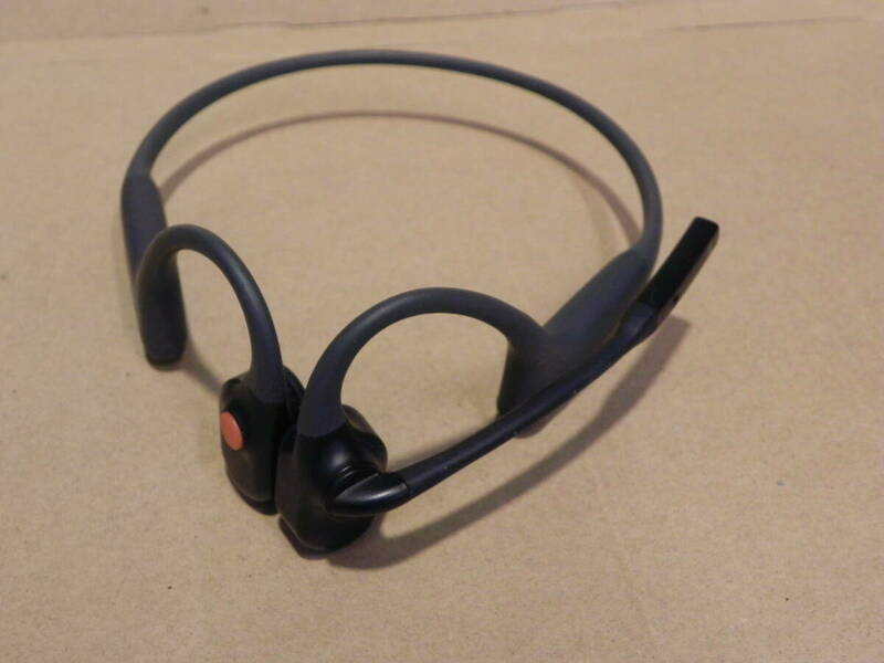 中古　★　AFTERSHOKZ 伝骨導イヤホン ASC100　（000）