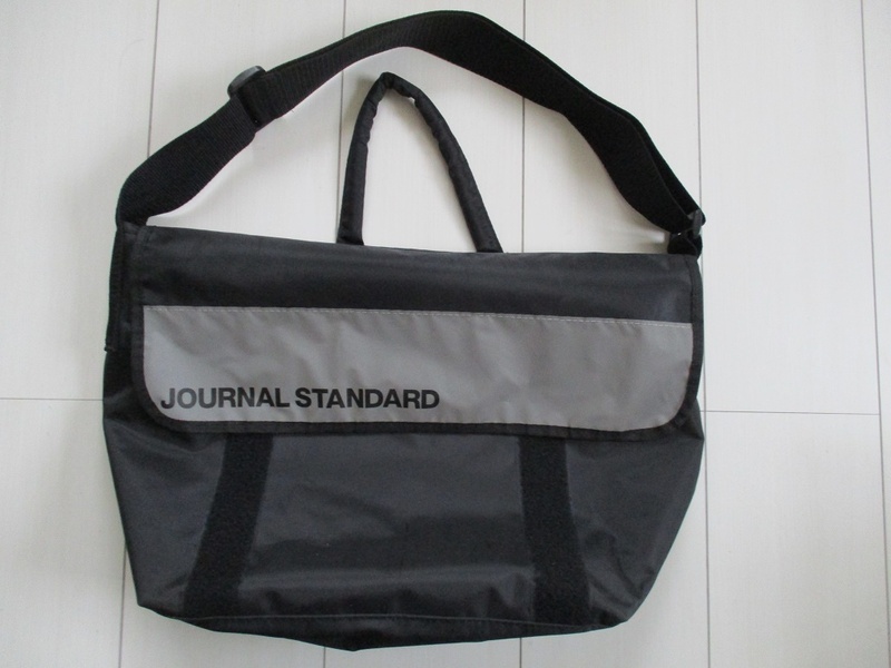 Journal Standard　ジャーナルスタンダード　メッセンジャーバッグ　軽量　学校　会社