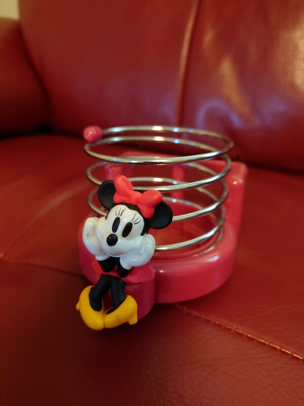 ディズニーミニーマウス　ドリンクホルダー　車用　Disney正規品 カーアクセサリーミッキーマウスディズニーランド送料350円