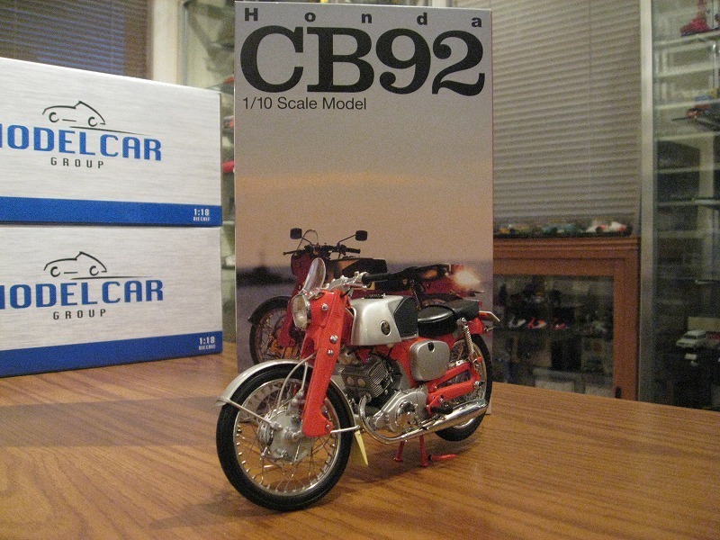 ok蔵出し★エブロ1/10 ホンダ CB92 1959 Red/Black 10023☆