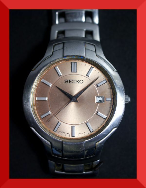 セイコー SEIKO クォーツ 3針 デイト 純正ベルト 7N32-0B50 男性用 メンズ 腕時計 日本製 x678 稼働品